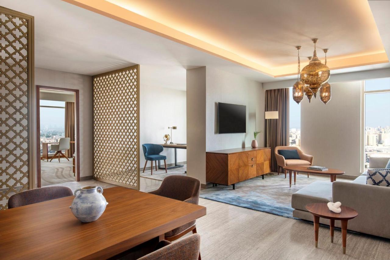 Abesq Doha Hotel And Residences, An Ihg Hotel Экстерьер фото A suite at the hotel