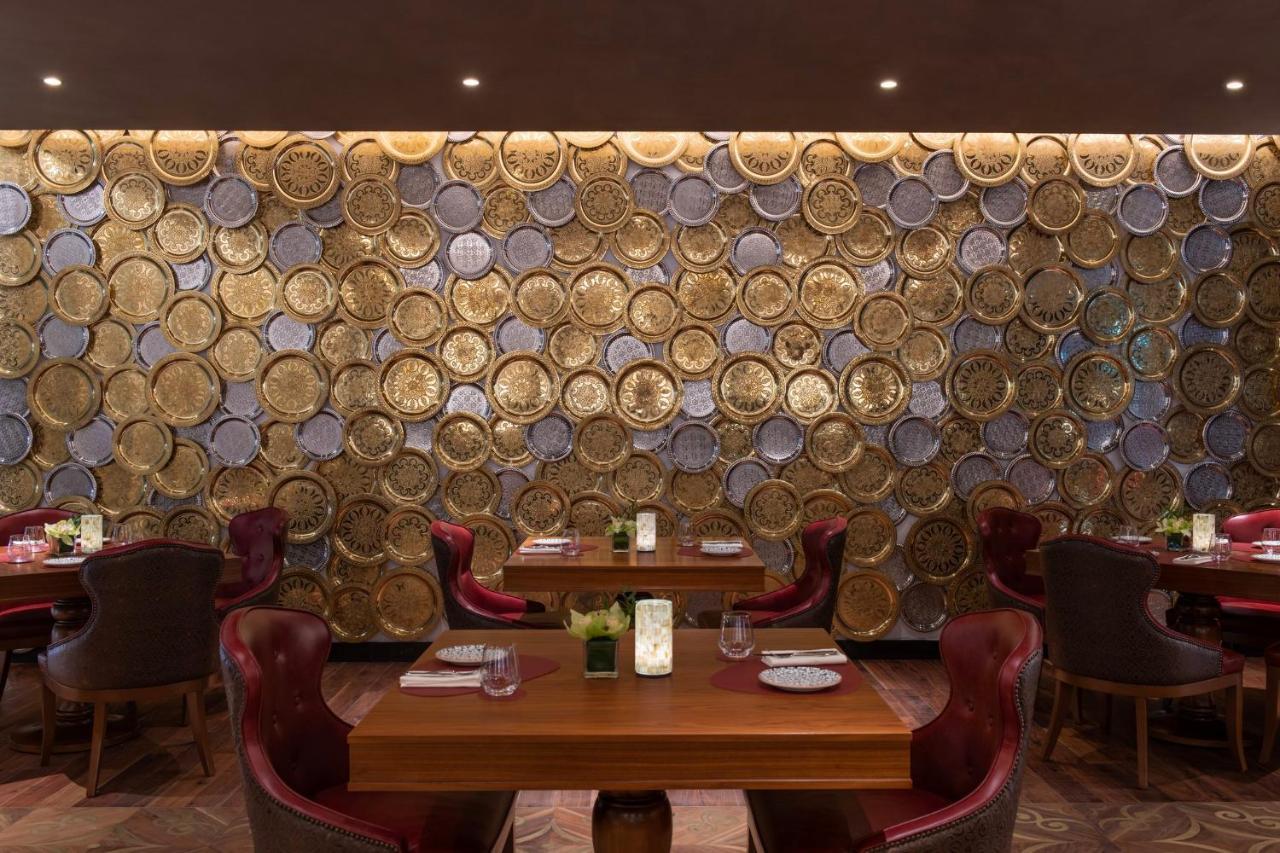 Abesq Doha Hotel And Residences, An Ihg Hotel Экстерьер фото The interior of the restaurant