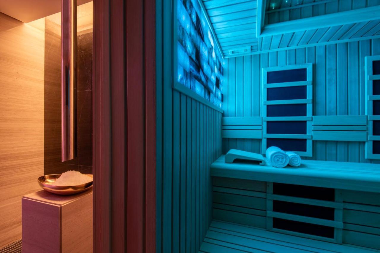 Abesq Doha Hotel And Residences, An Ihg Hotel Экстерьер фото A modern Finnish sauna